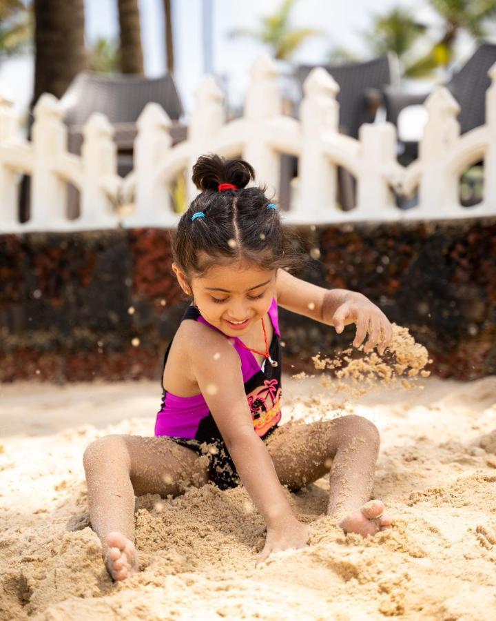 C Roque Beach Resort Colva Εξωτερικό φωτογραφία